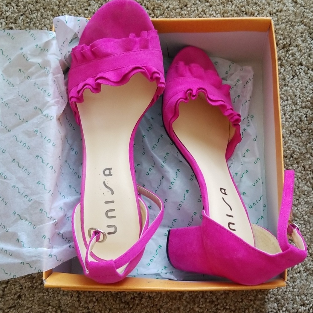Unisa heels